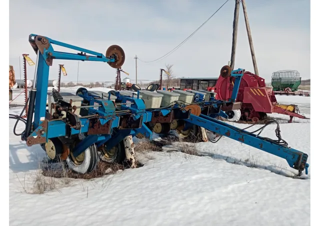 Пропашная сеялка KINZE 3000, 8-рядная (б/у) — фото 2